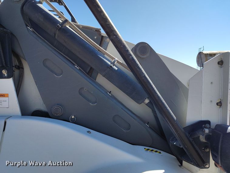 image for item DV6722 2010 Elgin Pelican Series NP sweeper