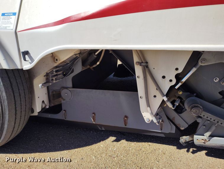 image for item DV6722 2010 Elgin Pelican Series NP sweeper