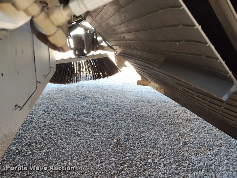 image for item DV6722 2010 Elgin Pelican Series NP sweeper