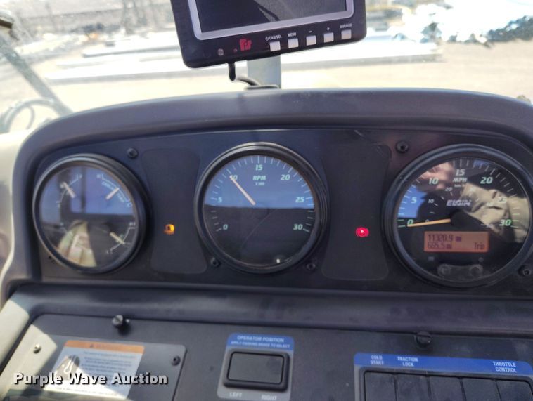 image for item DV6722 2010 Elgin Pelican Series NP sweeper