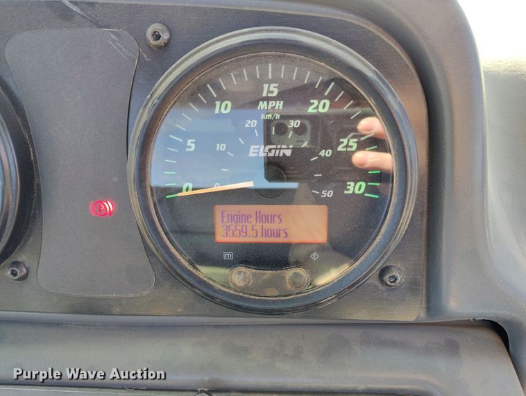 image for item DV6722 2010 Elgin Pelican Series NP sweeper