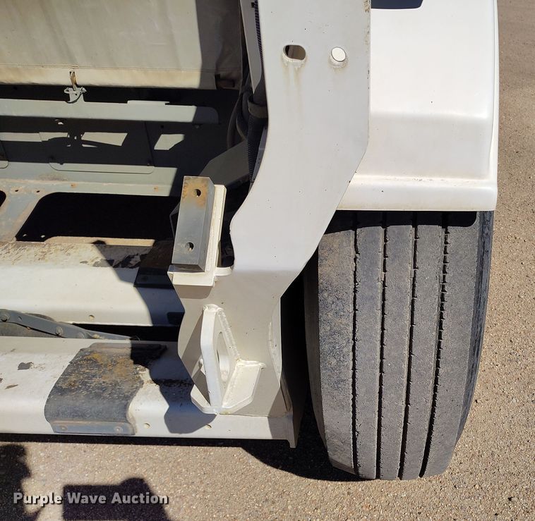 image for item DV6722 2010 Elgin Pelican Series NP sweeper