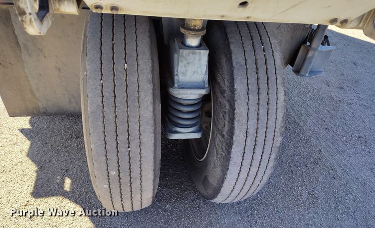 image for item DV6722 2010 Elgin Pelican Series NP sweeper