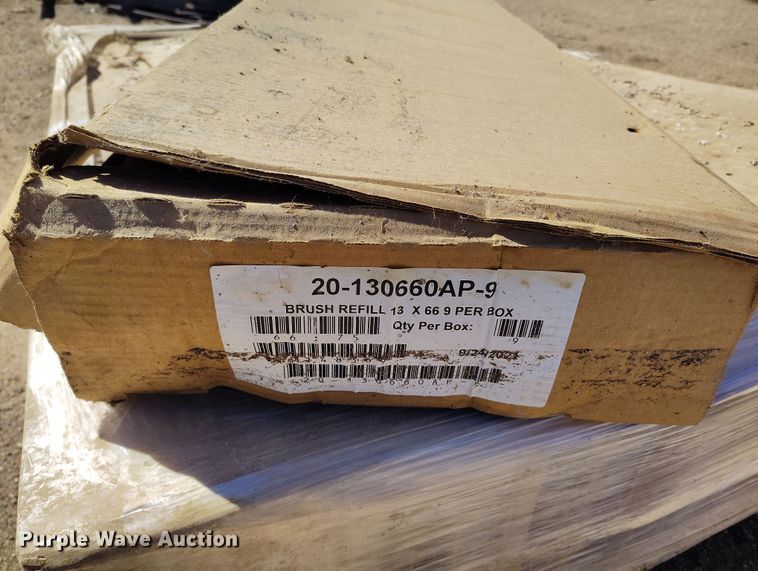 image for item DV6722 2010 Elgin Pelican Series NP sweeper