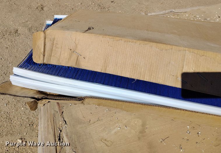 image for item DV6722 2010 Elgin Pelican Series NP sweeper