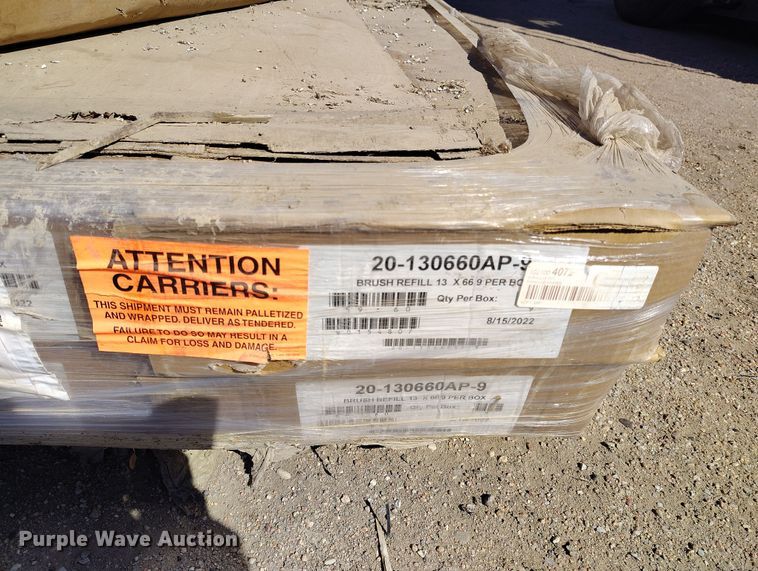 image for item DV6722 2010 Elgin Pelican Series NP sweeper