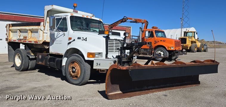 image for item DW3127 2001 International 4700 dump truck