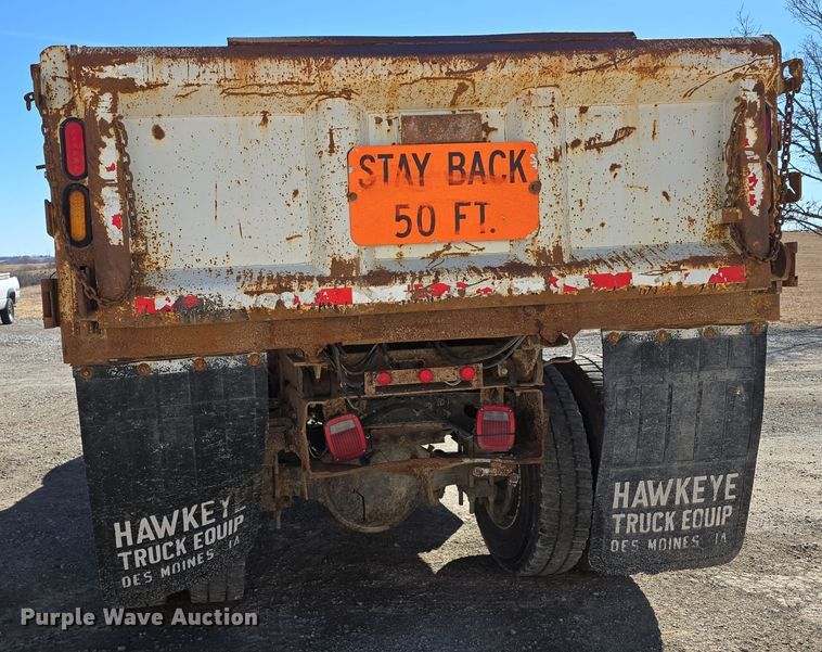 image for item DW3127 2001 International 4700 dump truck