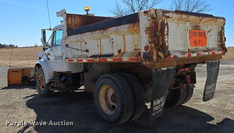 image for item DW3127 2001 International 4700 dump truck