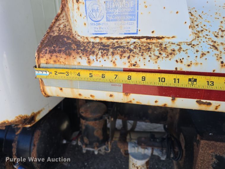 image for item DW3127 2001 International 4700 dump truck