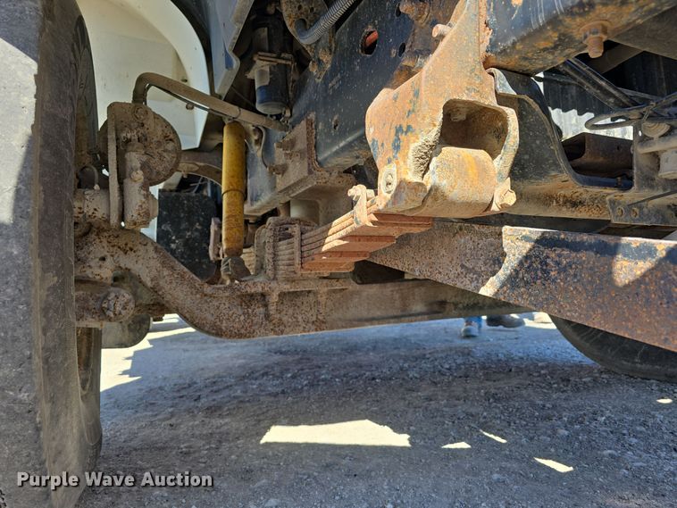 image for item DW3127 2001 International 4700 dump truck