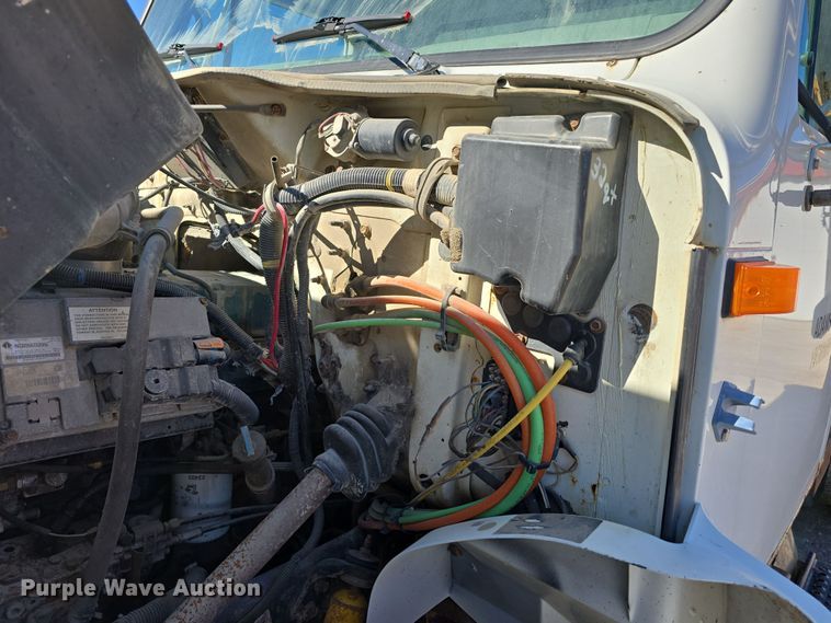 image for item DW3127 2001 International 4700 dump truck