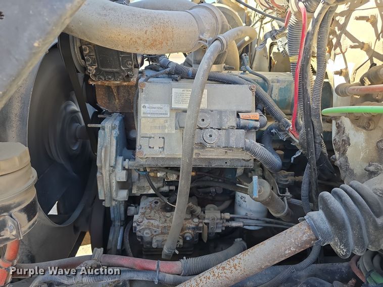 image for item DW3127 2001 International 4700 dump truck