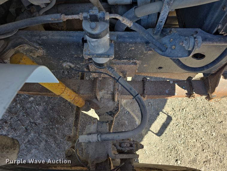 image for item DW3127 2001 International 4700 dump truck