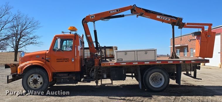 image for item DW3128 2001 International 4700 bucket truck