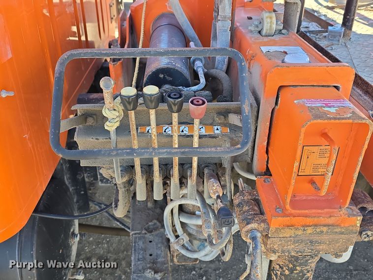 image for item DW3128 2001 International 4700 bucket truck