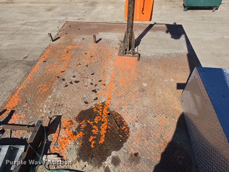 image for item DW3128 2001 International 4700 bucket truck