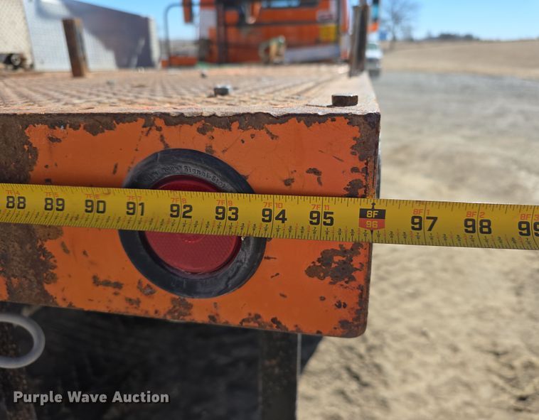 image for item DW3128 2001 International 4700 bucket truck