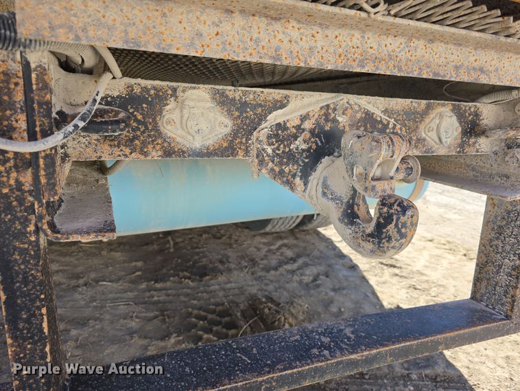 image for item DW3128 2001 International 4700 bucket truck