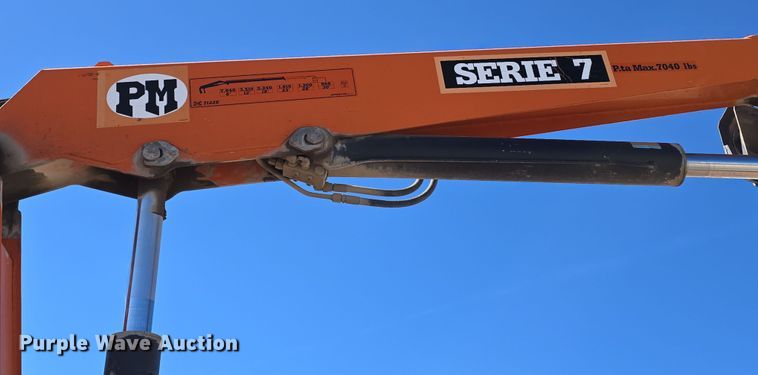 image for item DW3128 2001 International 4700 bucket truck