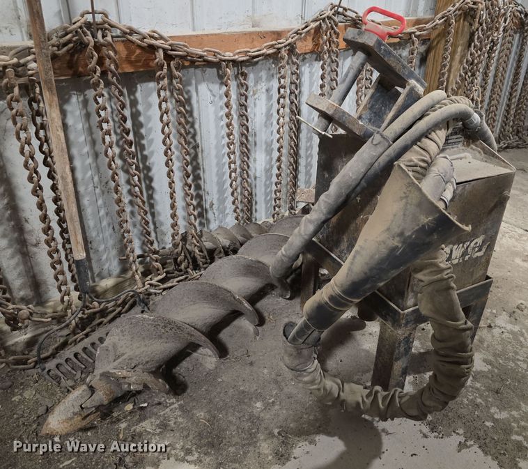 image for item DW3128 2001 International 4700 bucket truck