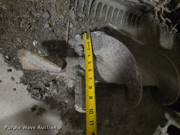 image for item DW3128 2001 International 4700 bucket truck