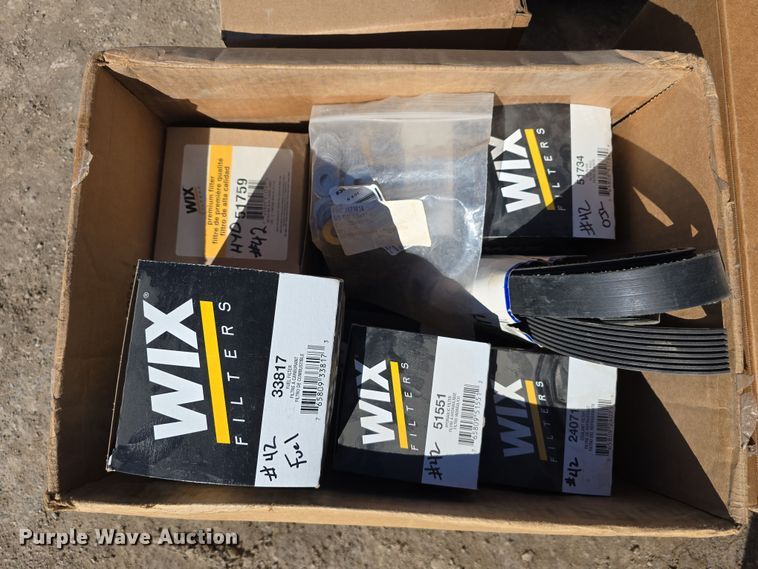 image for item DW3128 2001 International 4700 bucket truck