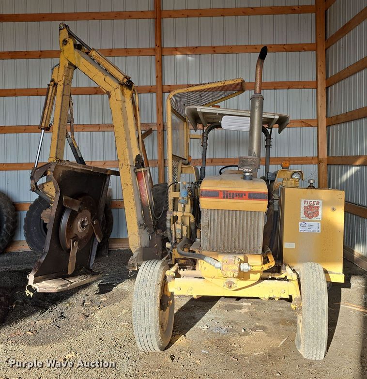 image for item DW3192 Tiger Special 6610 tractor