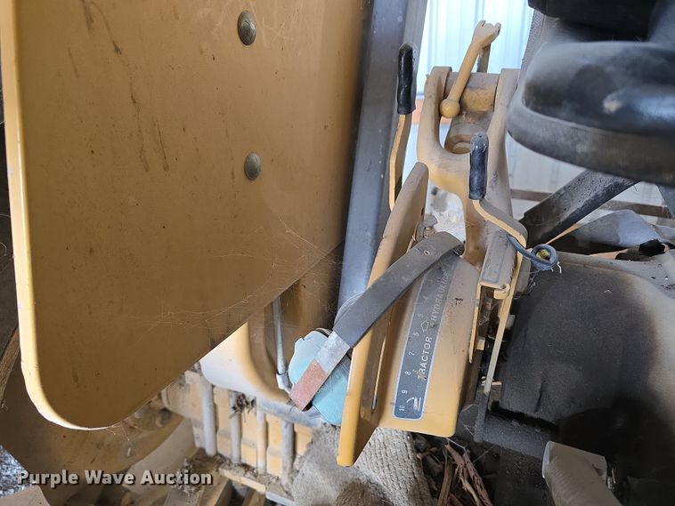 image for item DW3192 Tiger Special 6610 tractor