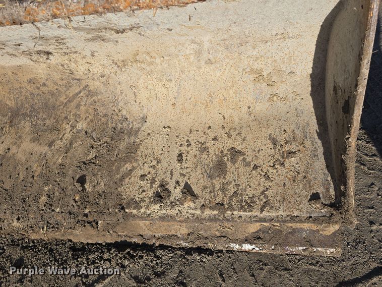 image for item DW3193 1983 John Deere 410B backhoe