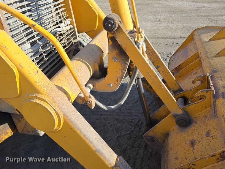 image for item DW3193 1983 John Deere 410B backhoe