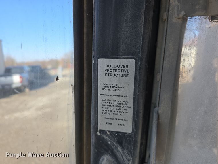 image for item DW3193 1983 John Deere 410B backhoe