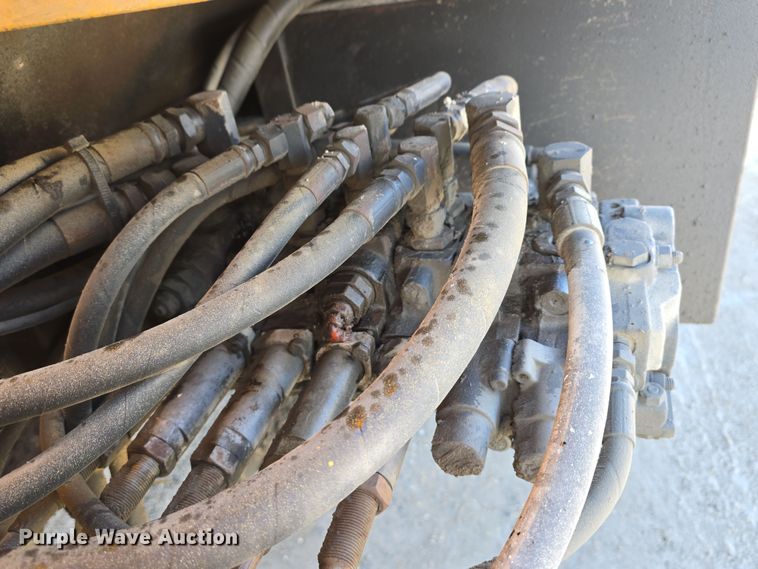 image for item DW3194 1999 International 4900 dump truck