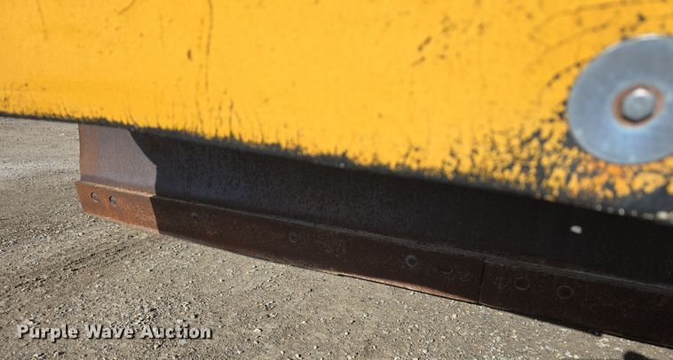 image for item DW3194 1999 International 4900 dump truck