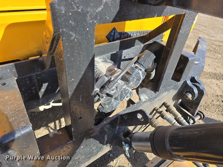 image for item DW3195 1995 International 4900 dump truck