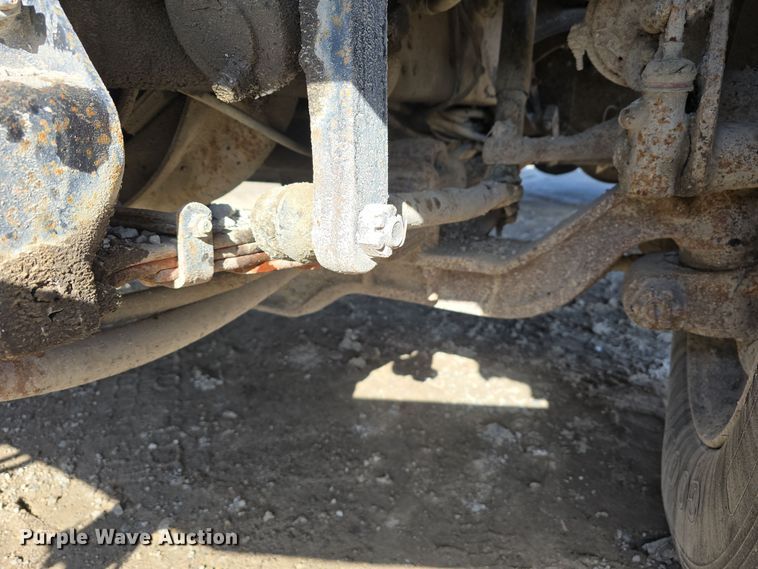 image for item DW3195 1995 International 4900 dump truck