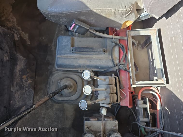 image for item DW3195 1995 International 4900 dump truck