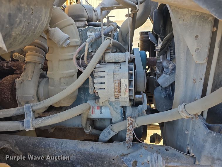 image for item DW3195 1995 International 4900 dump truck