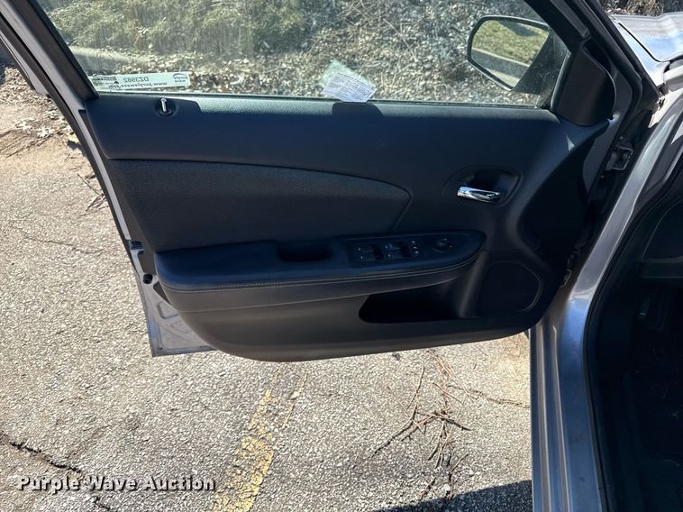 image for item DZ3982 2013 Dodge Avenger 