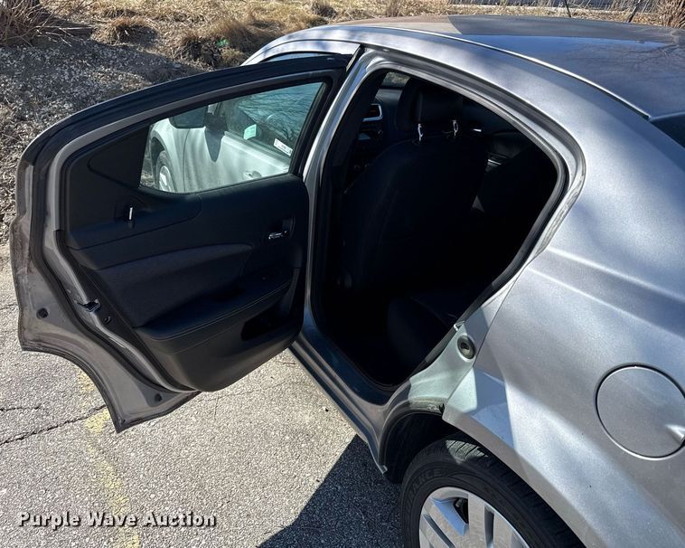 image for item DZ3982 2013 Dodge Avenger 