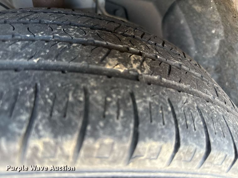 image for item DZ3982 2013 Dodge Avenger 