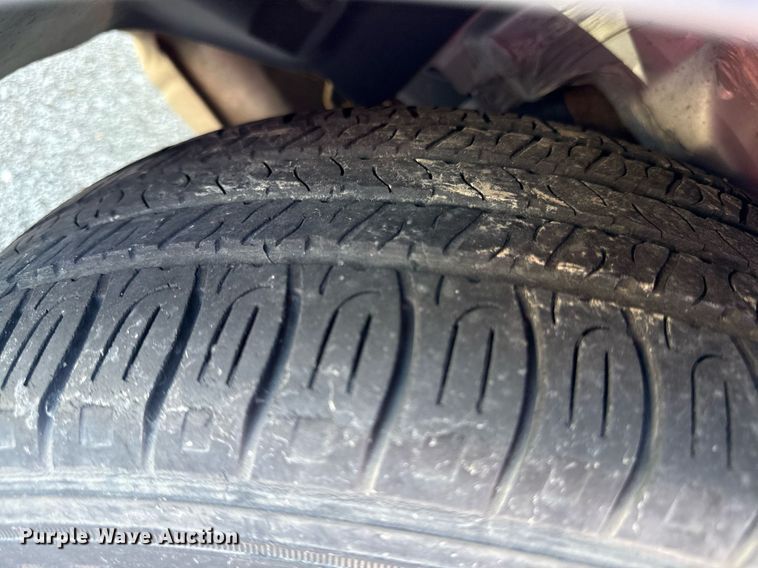 image for item DZ3982 2013 Dodge Avenger 