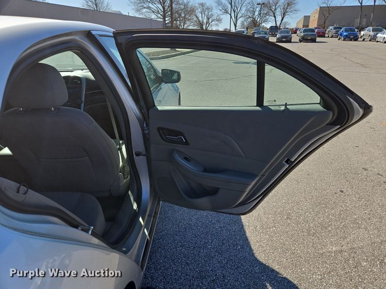 image for item DZ3983 2014 Chevrolet Malibu LS 