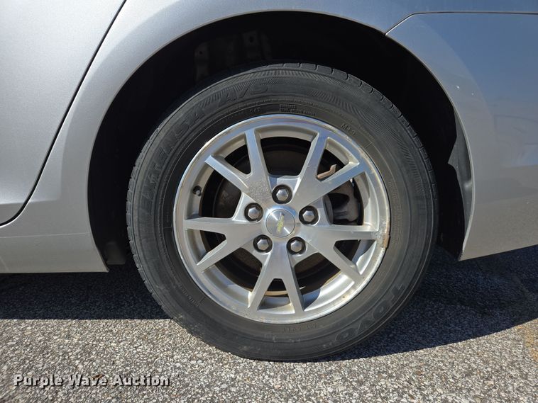 image for item DZ3983 2014 Chevrolet Malibu LS 