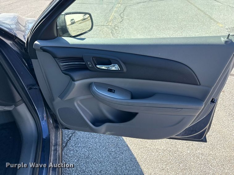 image for item DZ3984 2015 Chevrolet Malibu LS 