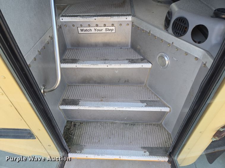 image for item ED2493 2006 Blue Bird school bus