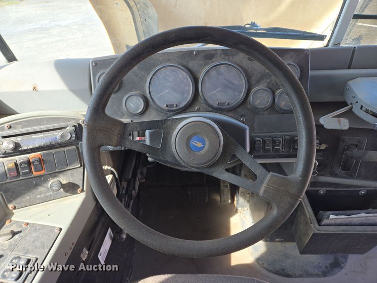 image for item ED2493 2006 Blue Bird school bus