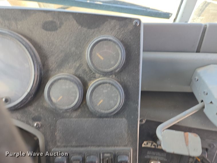 image for item ED2493 2006 Blue Bird school bus