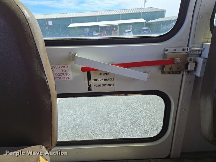 image for item ED2493 2006 Blue Bird school bus