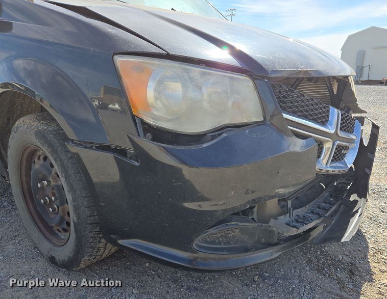 image for item ED2494 2012 Dodge Grand Caravan van